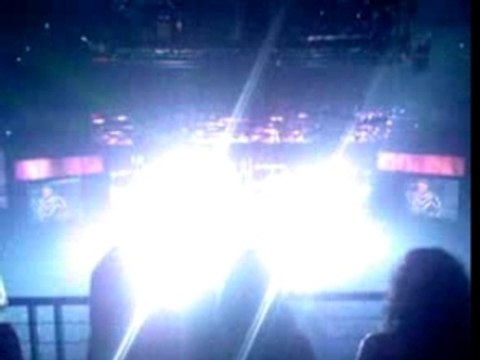 american music award Chris Brown t pain kiss kiss