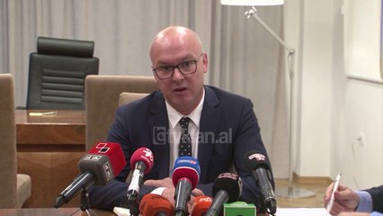 Mbyllen transmetimet analoge ne Tirane dhe Durres