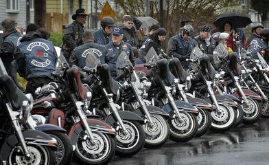 Mayans M.C. Season 2 Episode 1 : Episode 1