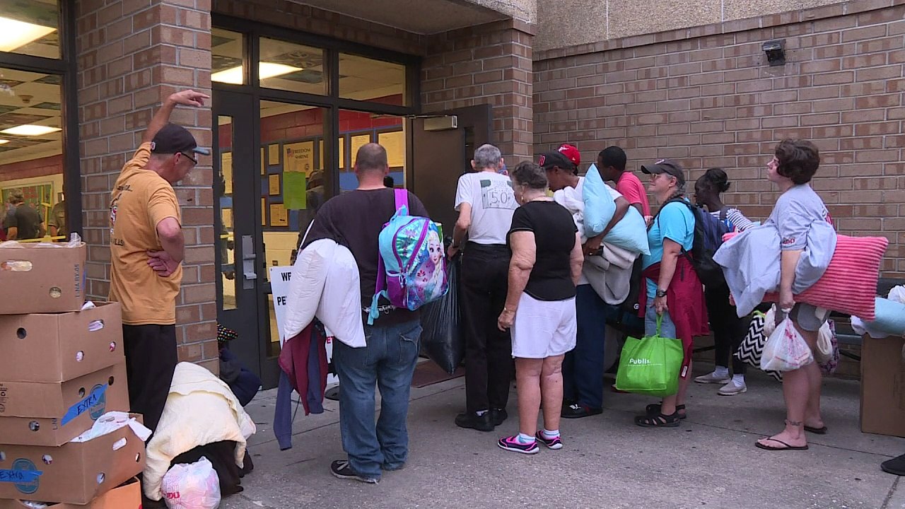 Bewohner an der US-Südostküste fliehen vor Hurrikan 'Florence'