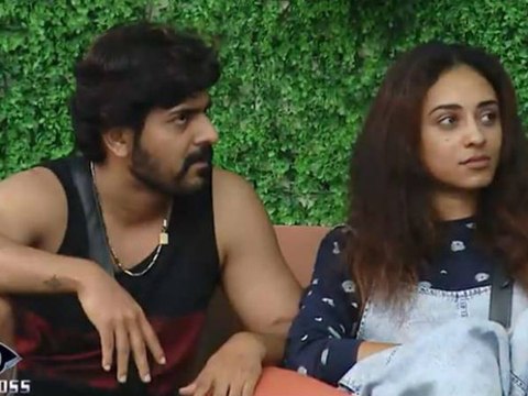 ശ്രീനി പേർളി പ്രണയം വെറും കളി ! | filmibeat Malayalam