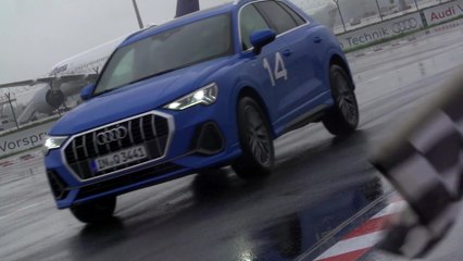 Audi Q3 - ERC Ingolstadt zu Gast im Audi Training Center