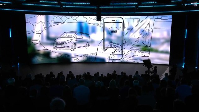 World Premiere Mercedes-Benz Vision URBANETIC - Video How will we live in the city of the future