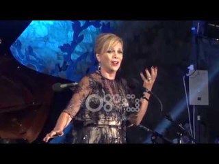 Ora News - Inva Mula magjeps Ulqinin, sopranoja në finalen e “Belcanto Dolcinio”