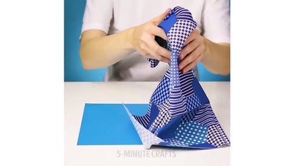 18 TOURS DE MAGIE FACILES QUE TOUT LE MONDE PEUT RÉALISER