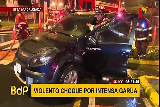 Surco: volcadura de camioneta dejó tres heridos