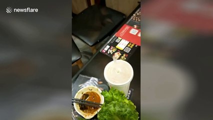 Restaurant offers pregnant woman £200 to abort baby after she finds dead mouse in hot pot