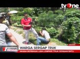 Lindas Pengendara Motor, Warga Amuk Sejumlah Truk Tanah