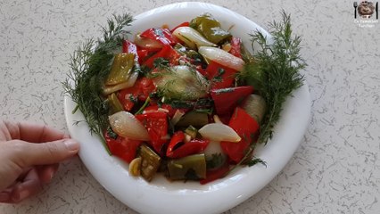 Pratik Turşu Tadında Biber Salatası - Ev Yemekleri Tarifleri