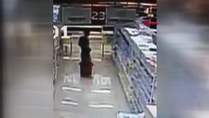 Antalya Çaldığı Sucukları İç Çamaşırına Saklayan Şüpheli Yakalandı Hd