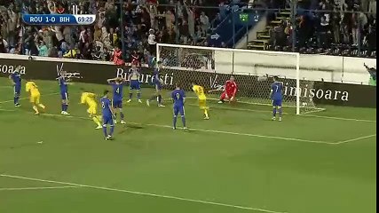 Ianis Hagi amazing goal for Romania U21