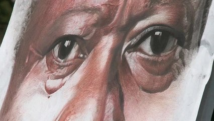 Ganeses prestam última homenagem a Kofi Annan