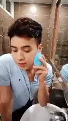 Team #ghét_Mụn_cám nhào zô đê!! Máy rửa mặt thần kì kinh khủng.Bà chế Nguyễn Vân Anh cam kết dùng Máy rửa mặt thần kì của bả mà #không_thích cho #Hoàn_hàng mới