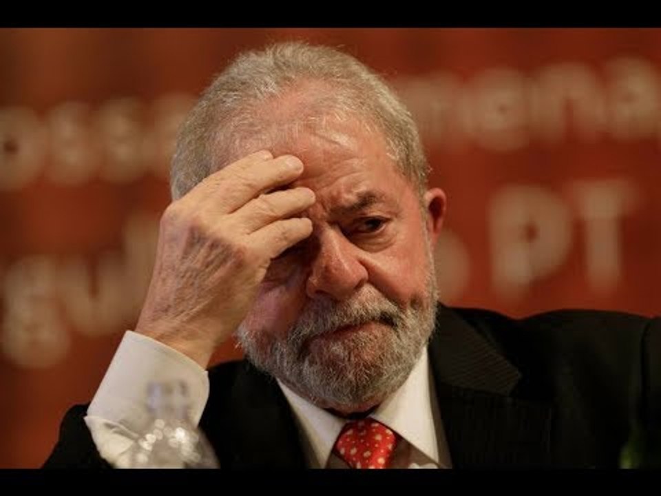 Lula "joga a toalha"