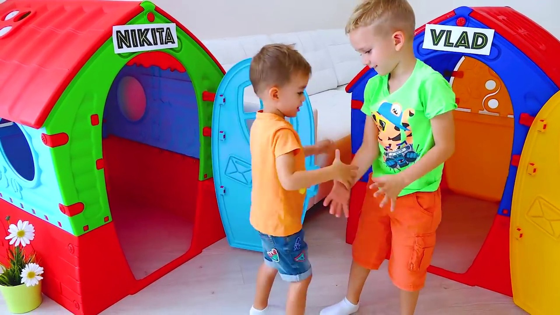 Vlad and Nikita build Playhouses for children - video dailymotion