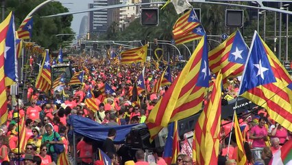 Un millón de independentistas muestran su fuerza en Barcelona