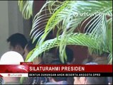Ahok Antar Jokowi ke Istana Presiden