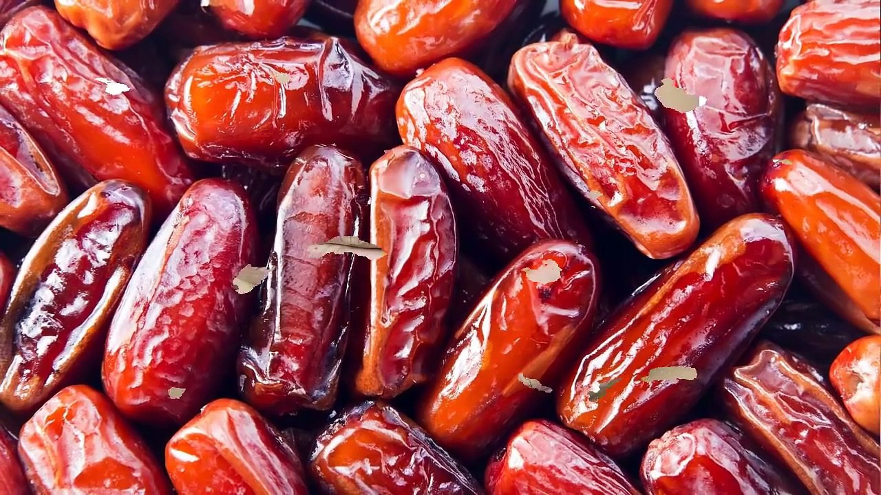 Health Benefits of Dates | Eat 3 Dates Daily and These 5 Things will Happen to Your Body!