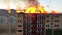 6 katlı apartmanın çatısı alev alev böyle yandı