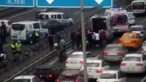 - E-5 Otoyolu Çağlayan Mevkii'nde motorize polis ekipleri kaza yaptı. Olay yerine çok sayıda ambulans gönderildi.