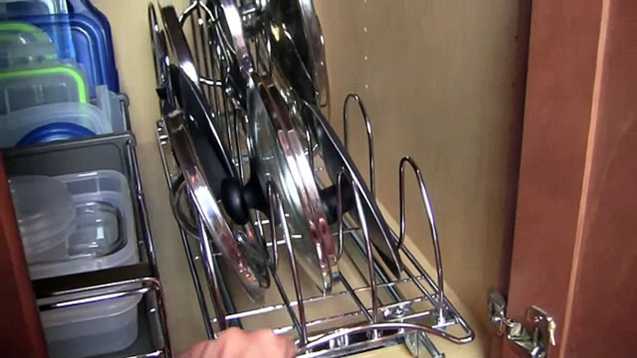 HOW TO STORE POTS & PANS