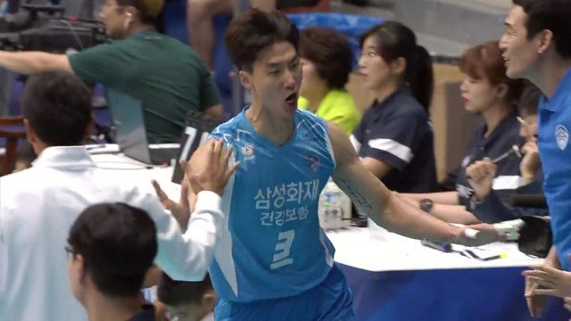 삼성화재, 현대캐피탈 꺾고 KOVO컵 결승행 / YTN