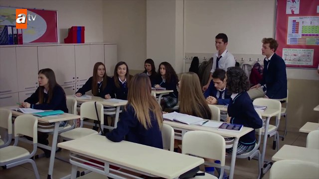 Annesinden utanan Defne! - Kırgın Çiçekler 63.Bölüm