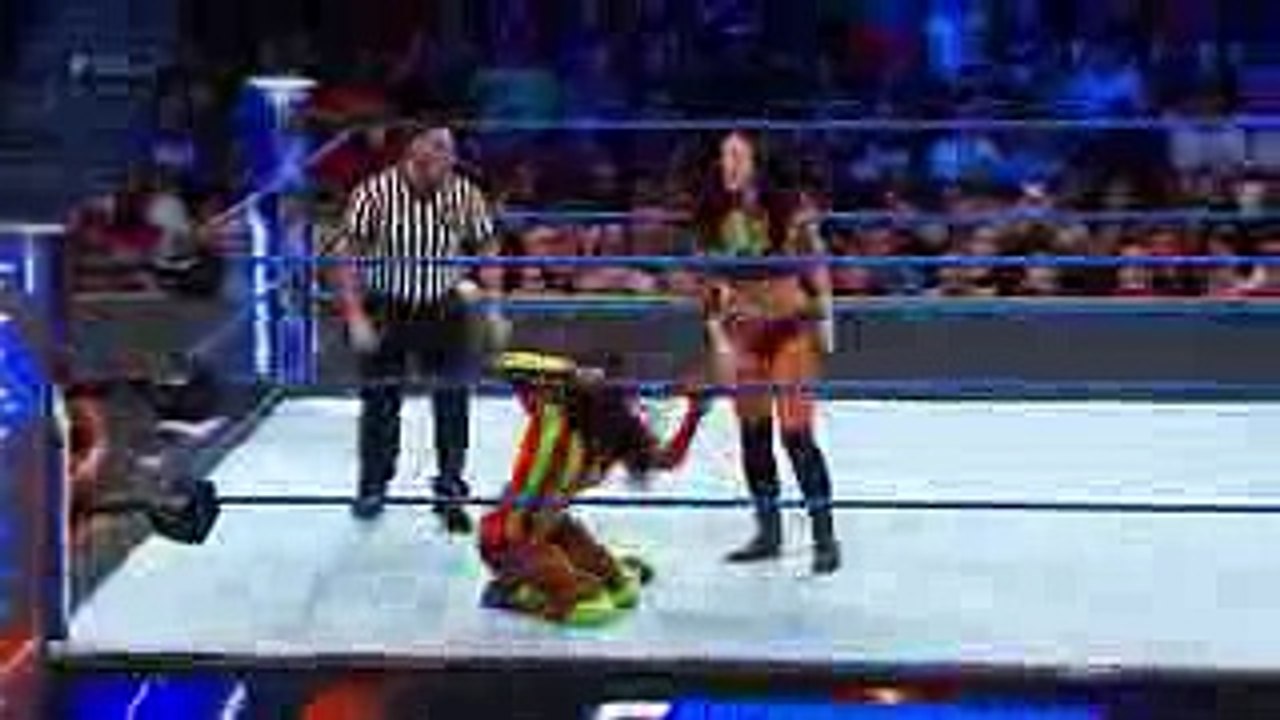 Naomi vs. Peyton Royce SmackDown LIVE, Sept. 4, 2018