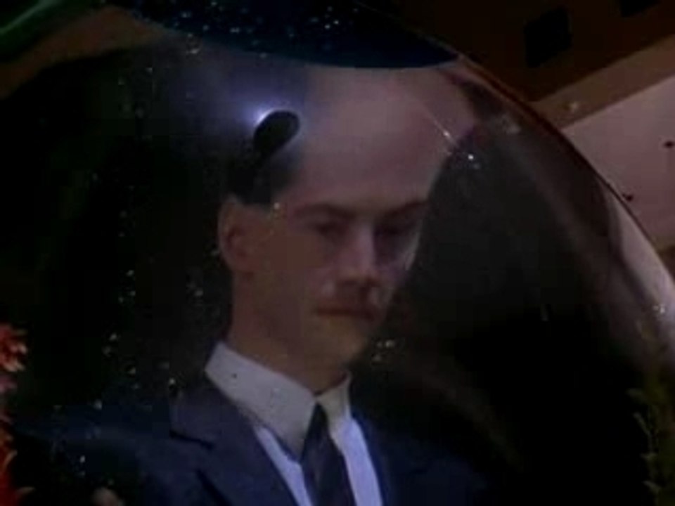 Johnny Mnemonic (Theatrical Trailer)