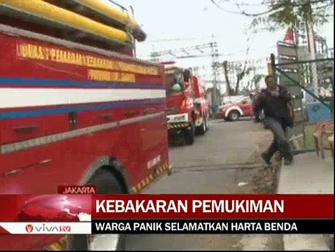 Kebakaran Hanguskan Puluhan Rumah di Rawa Badak