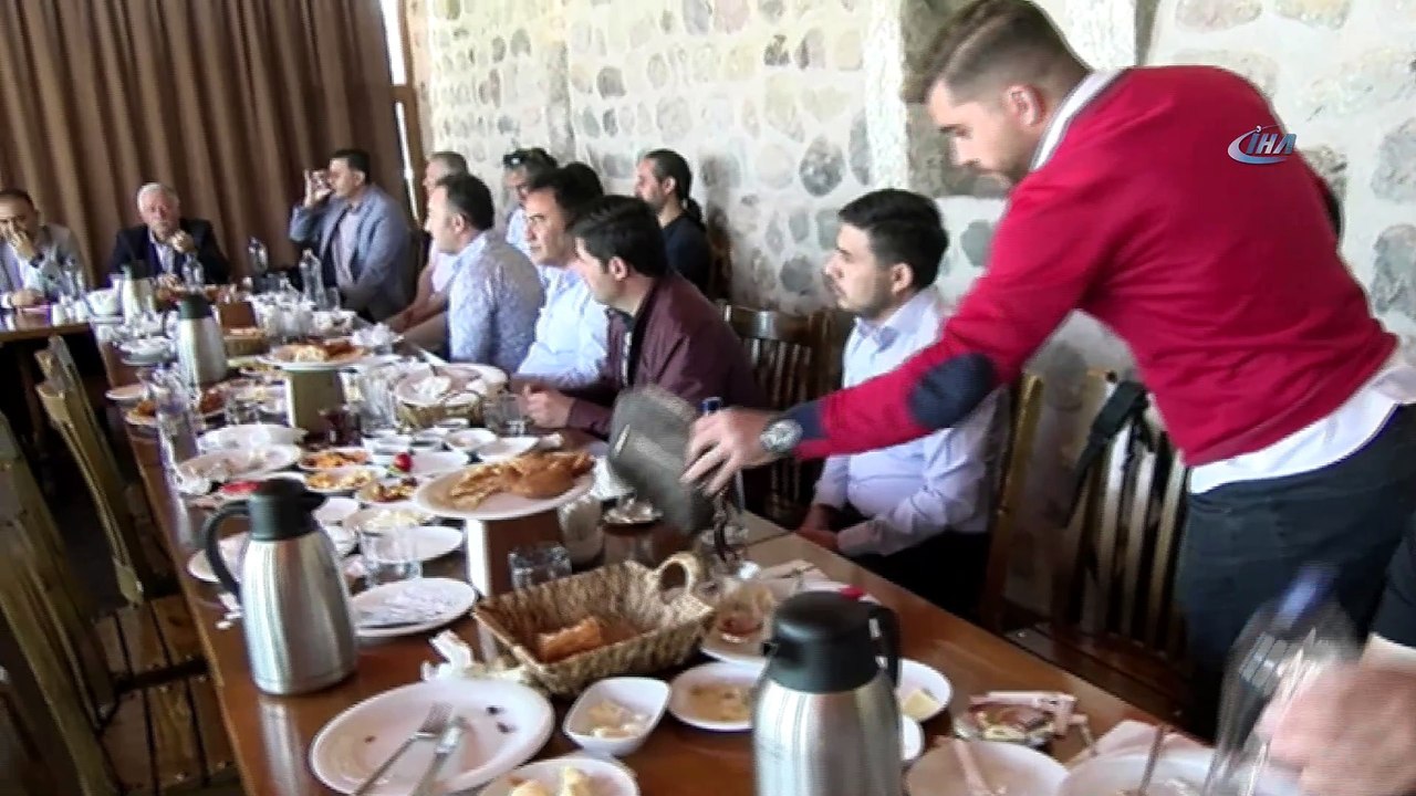 Sağlam: 'Türk futboluna altın harflerle yazılacak bir başarı elde etmek istiyoruz'- Kayserispor Teknik Direktörü Ertuğrul Sağlam:- 'Bu seneki hedefimiz güzel futbol oynamak ve gerçek futbol otoritelerinin beğenisi kazanmaktır'