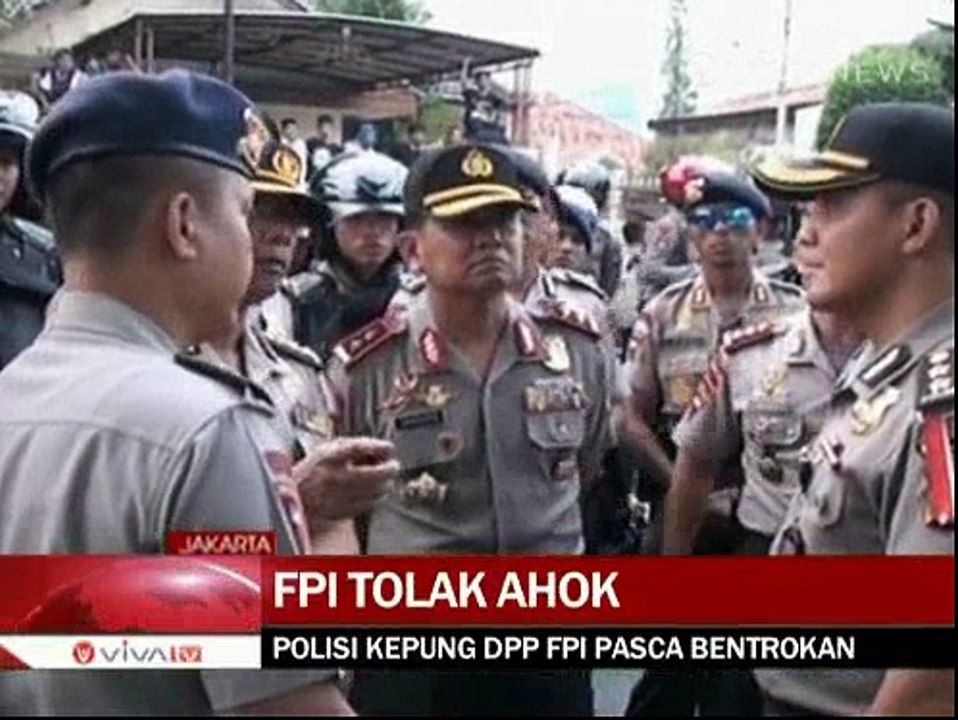 Dua Anggota FPI Menyerahkan Diri ke Polisi