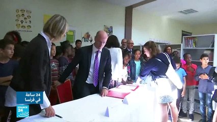 وزير التربية الفرنسي يشيد باللغة العربية ويؤيد تدريسها في المدارس الرسمية