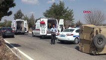 Kilis Otomobil ile Zırhlı Araç Çarpıştı 2'si Polis, 3 Yaralı