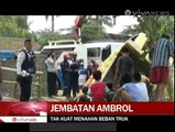 Dilintasi Truk Pasir, Jembatan Jalan Rasuna Said Ambrol