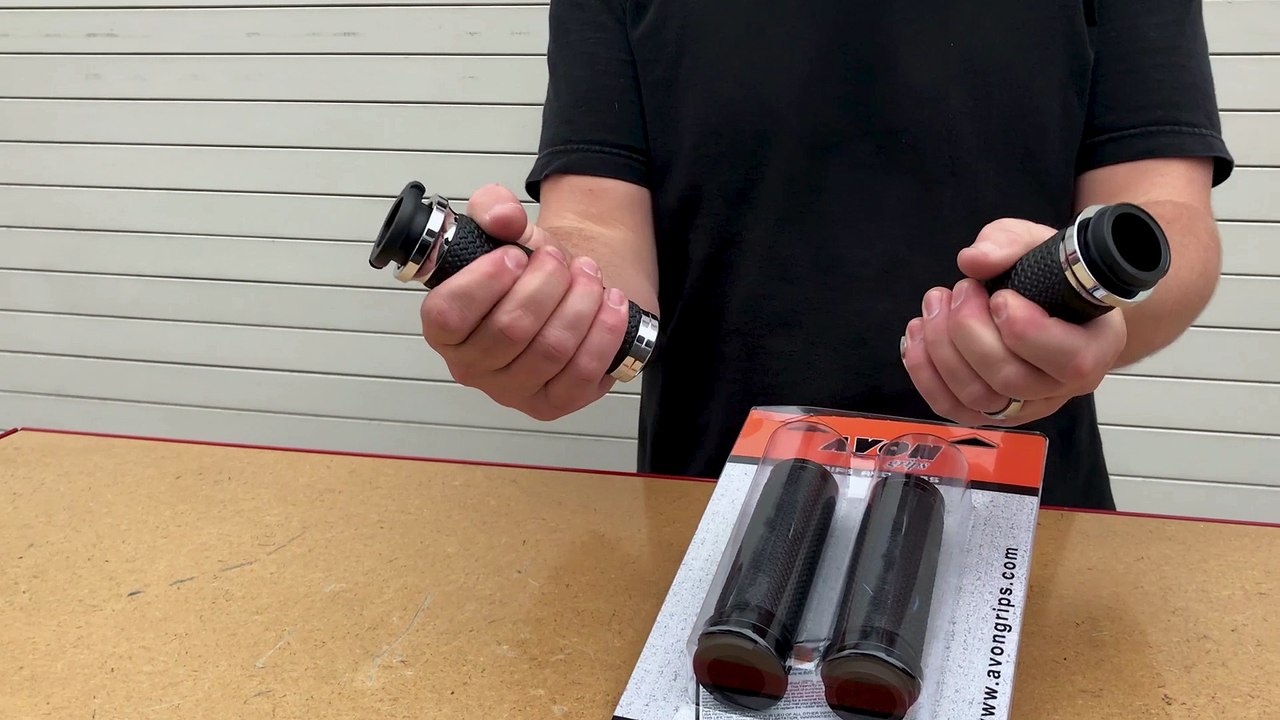 Avon Grips Memory Foam Grips