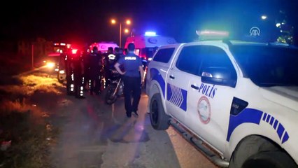 Polisten kaçmaya çalışan otomobil takla attı: 5 yaralı - ADANA