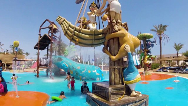 Мы в Аквапарке!!! Такие скульптуры ещё не видели!