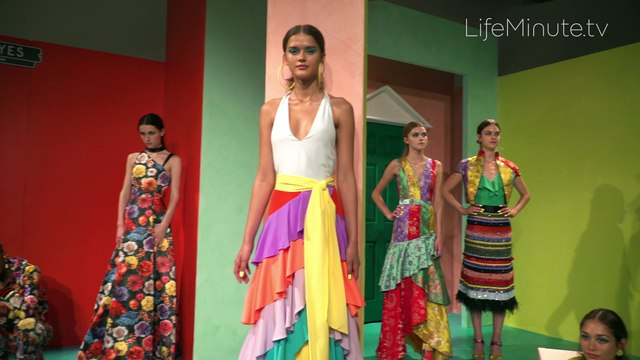 Katie Holmes, Caitlyn Jenner, Victoria Justice and More Stay “Well Connected” at Alice + Olivia’s Spring 2019 NYFW Presentation