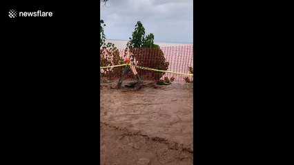 Tropical Storm Olivia brings severe flooding to Maui roads