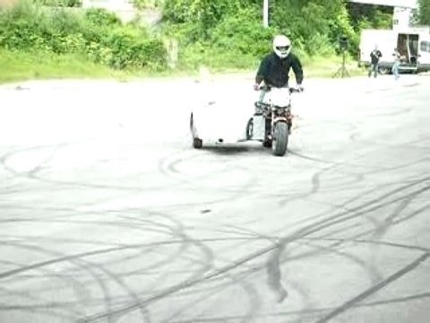 sesion stunt de moto expert a Angoulème