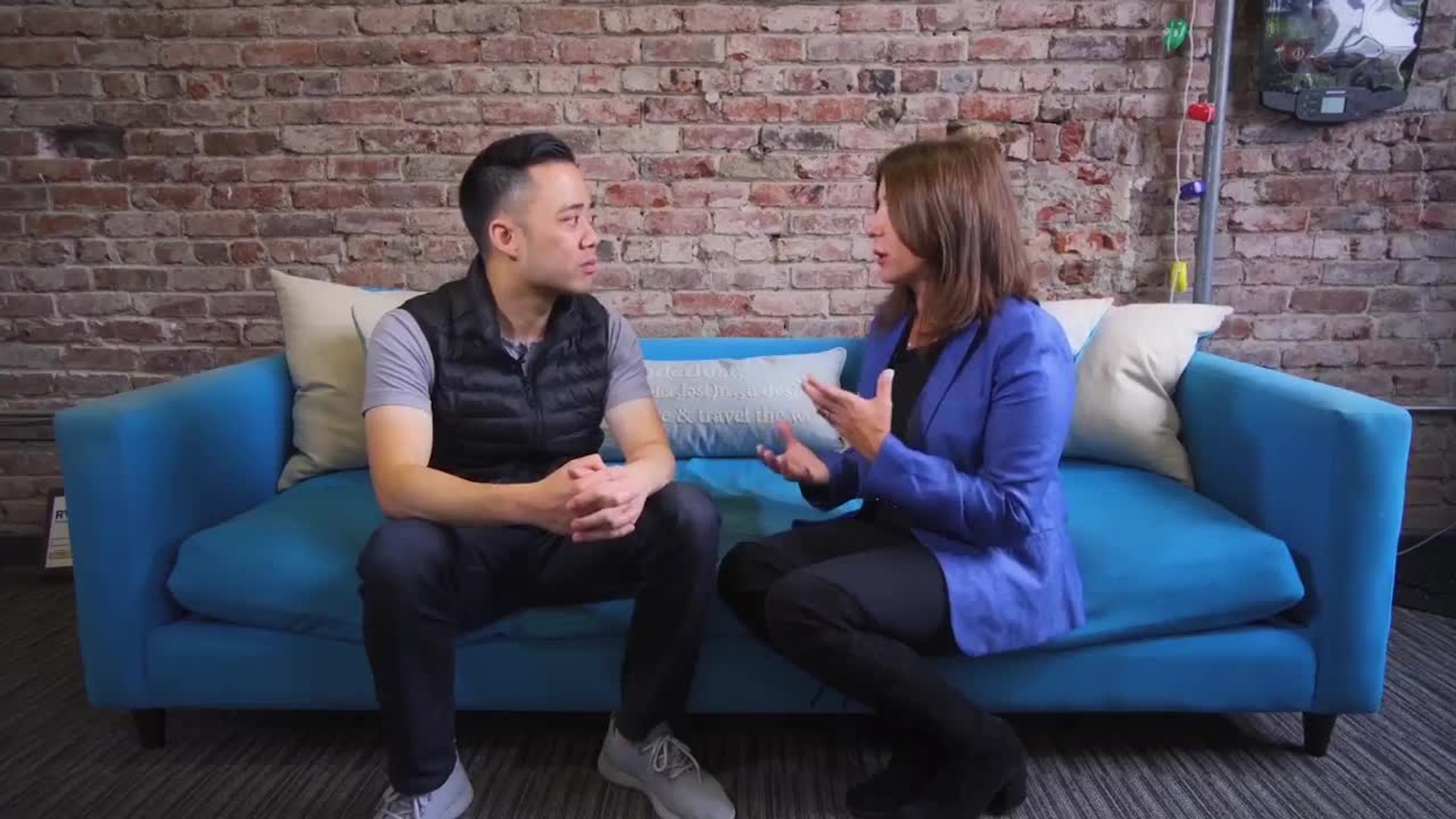 ⁣Outdoorsy Co-Founder Lived With Her Customers for Outreach | Leveling Up With Jen Young