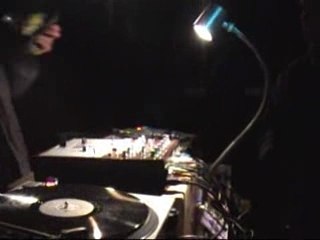 Free party musik fakt 08 03 03 . ( sound originale)