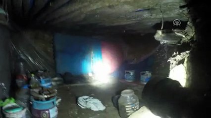 Tunceli'de teröristlere ait 2 sığınak imha edildi