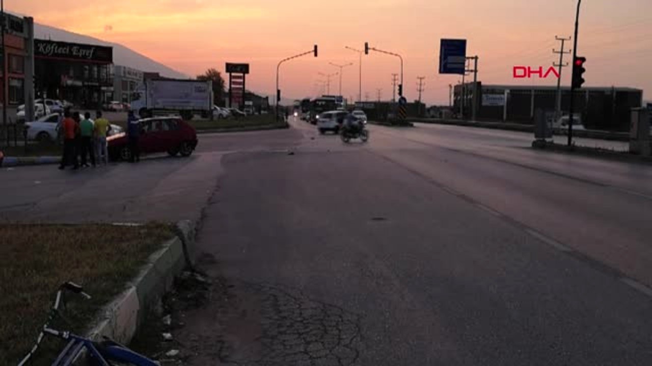 Bursa Otomobilin Çarptığı Bisiklet Sürücüsü Ağır Yaralandı