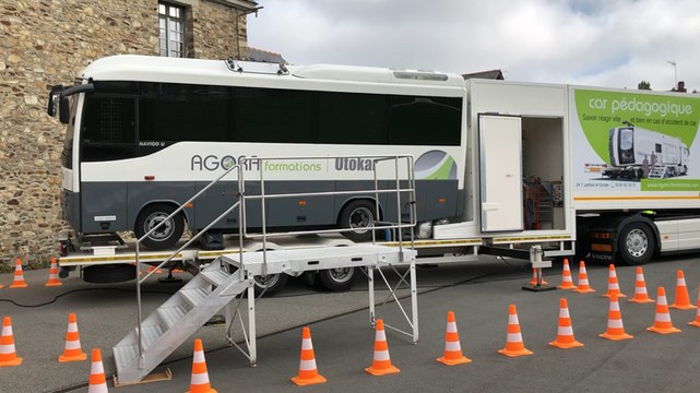 Simulation d’accident de car - journée de prévention pour la sécurité dans les transports scolaires