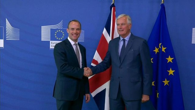 Theresa May holds No Deal Brexit cabinet meeting