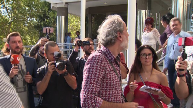 Willy Toledo queda en libertad provisional sin fianza