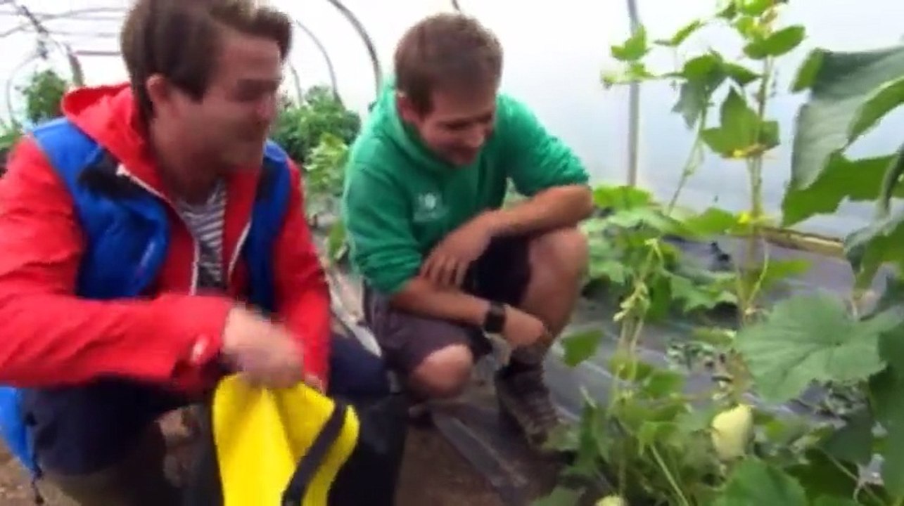 The Hungry Sailors S02 - Ep13 Padstow HD Watch