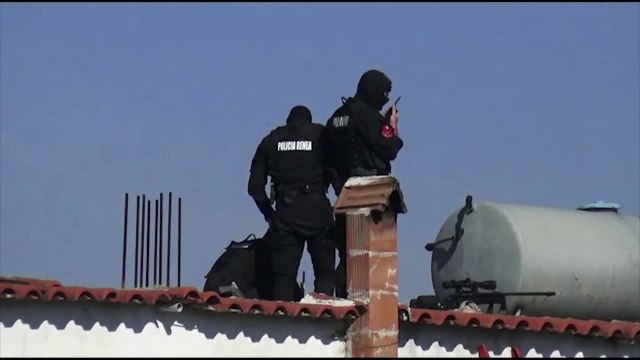 Ora News - Je i rrethuar! Publikohen pamjet e operacionit ne Nikel te Krujes